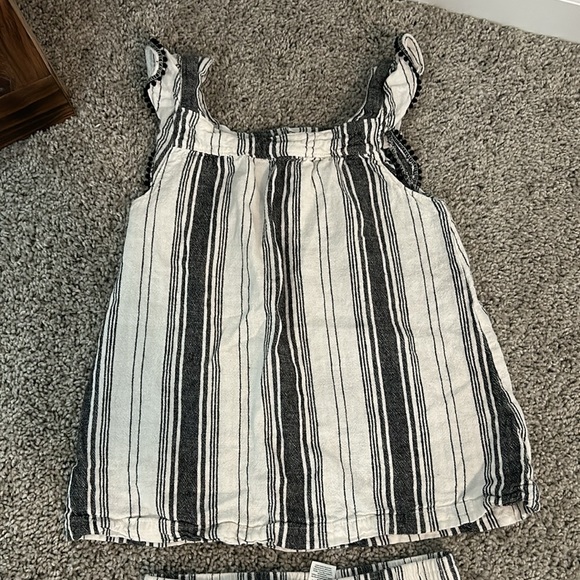 Linen set - Picture 3 of 5